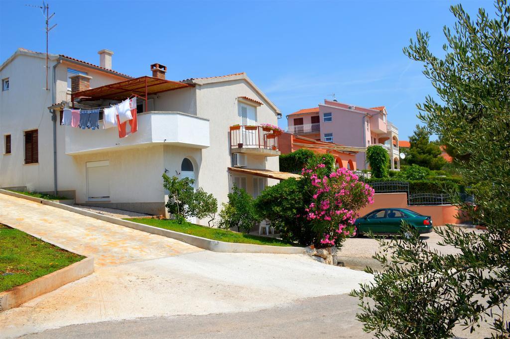 Apartments Senka Жаборич Екстериор снимка